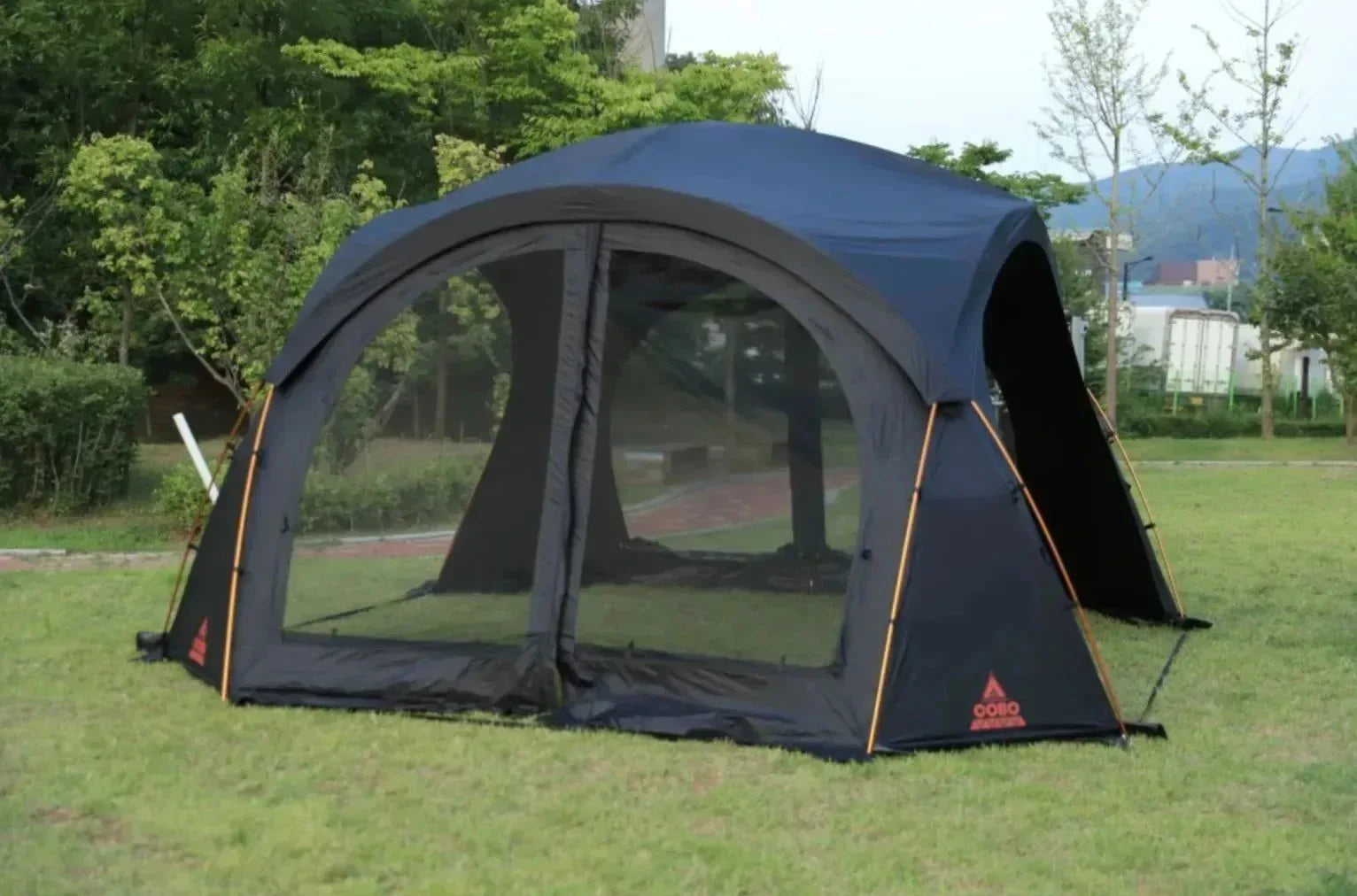 Black Coating Family Dome Camping Tent – Blackout Outdoor Shelter – Trekker Essentials