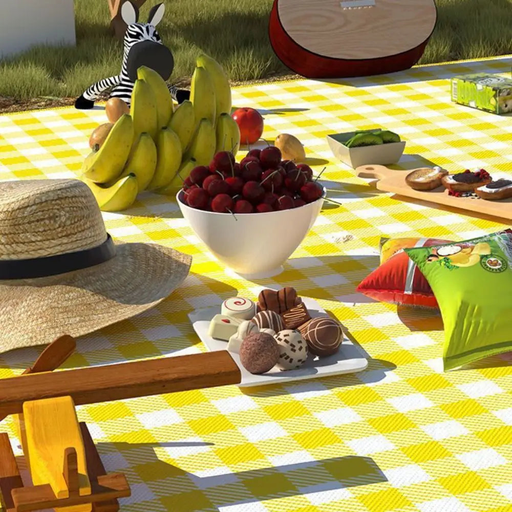 150x200cm Waterproof Picnic Mat – Sandproof Outdoor Blanket for Camping, Beach & Family Outings