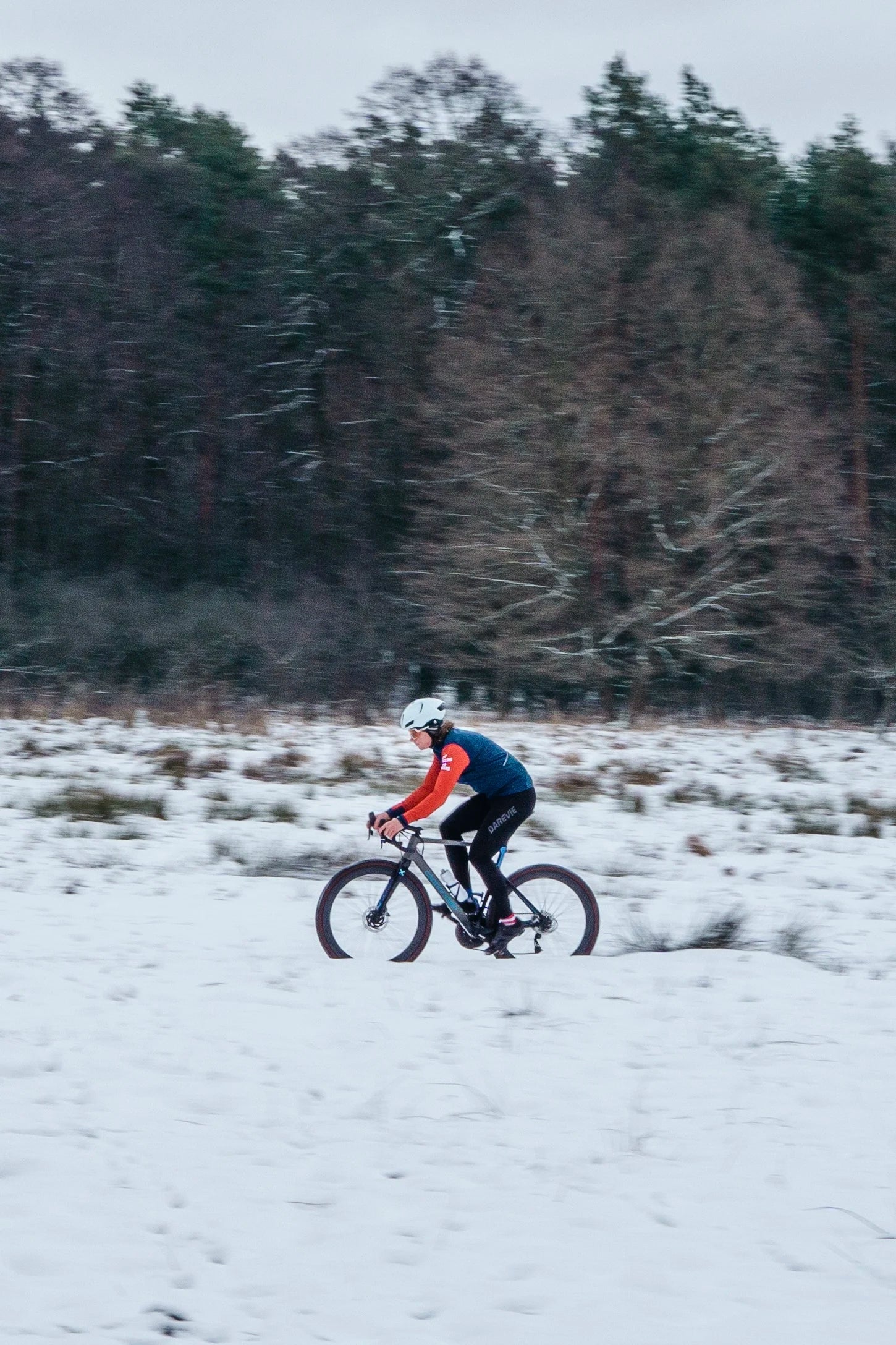 Men's Pro Cycling Jacket: Windproof Fleece Thermal Jacket with Breathable & Reflective Design