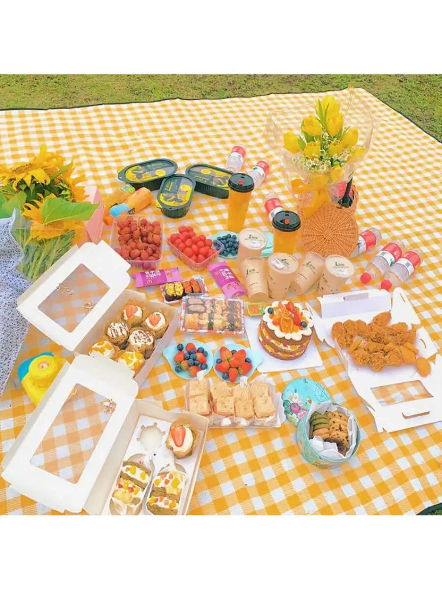 150x200cm Waterproof Picnic Mat – Sandproof Outdoor Blanket for Camping, Beach & Family Outings