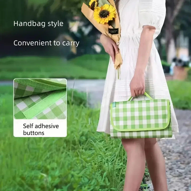 Esterilla de picnic impermeable 3 en 1 para camping, senderismo y playa: manta plegable portátil para exteriores con cierre de seguridad.