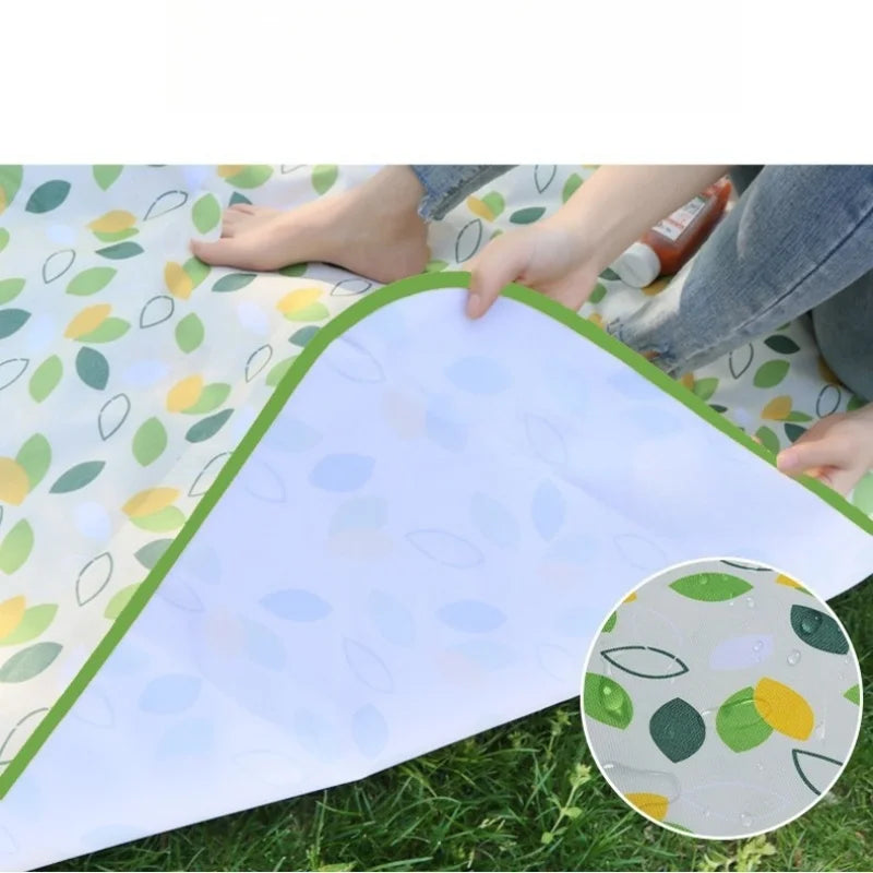 Esterilla de picnic impermeable 3 en 1 para camping, senderismo y playa: manta plegable portátil para exteriores con cierre de seguridad.