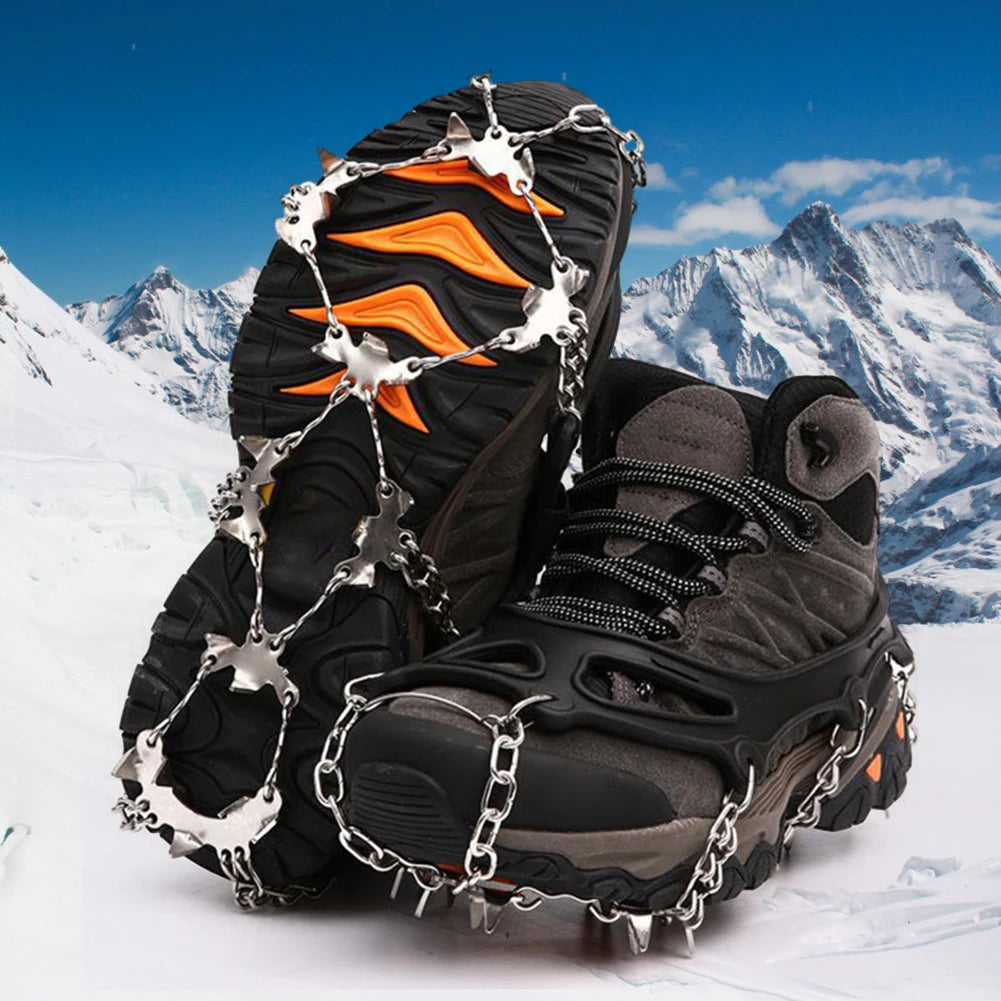 Crampones de hielo de 24 dientes: agarres ligeros de acero inoxidable para nieve con bolsa de transporte para senderismo y running en invierno.
