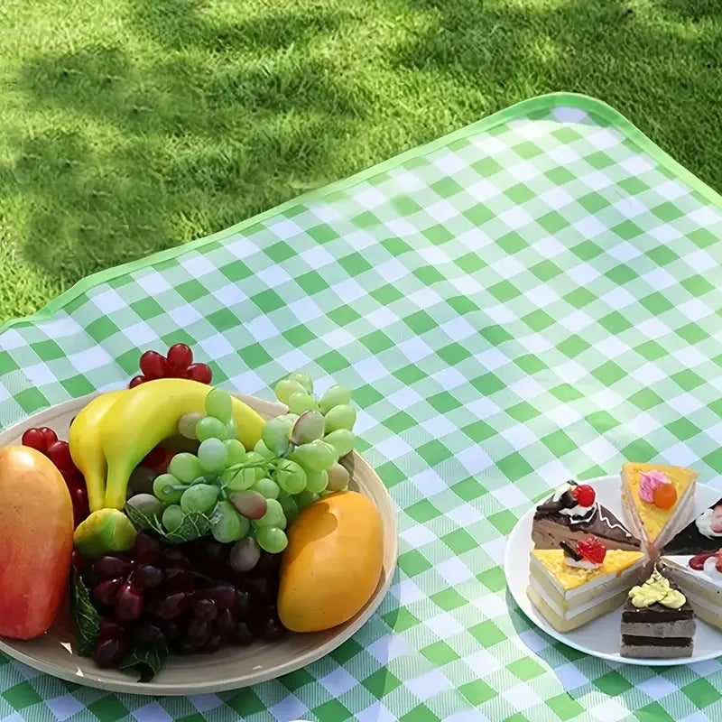 Esterilla de picnic impermeable 3 en 1 para camping, senderismo y playa: manta plegable portátil para exteriores con cierre de seguridad.