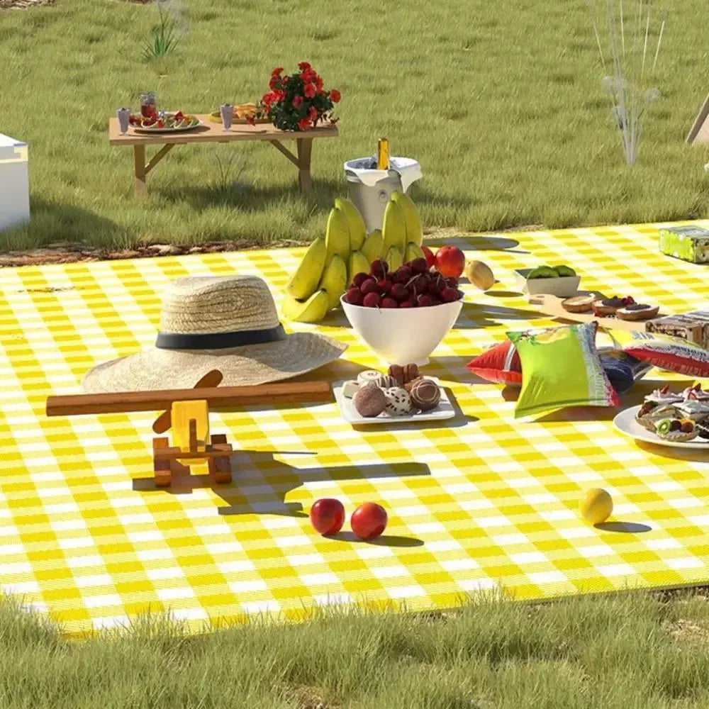 150x200cm Waterproof Picnic Mat – Sandproof Outdoor Blanket for Camping, Beach & Family Outings - Trekker Essentials