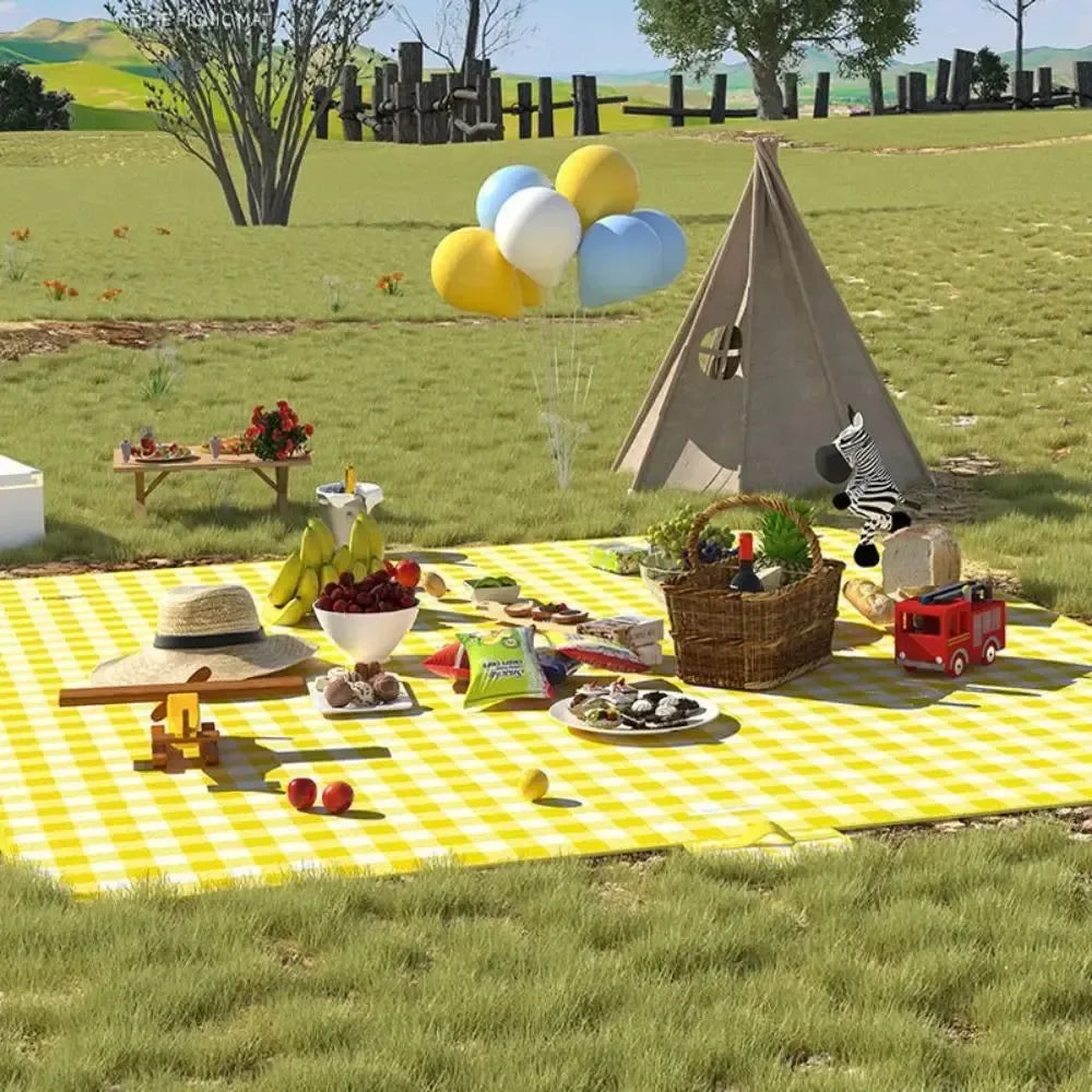 150x200cm Waterproof Picnic Mat – Sandproof Outdoor Blanket for Camping, Beach & Family Outings - Trekker Essentials