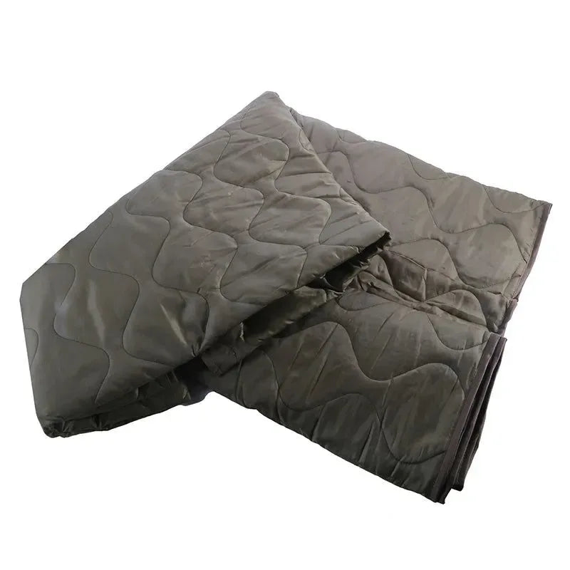 Camping Quilt - Portable Warm Blanket and Ultralight Travel Sleeping Mattress - Trekker Essentials