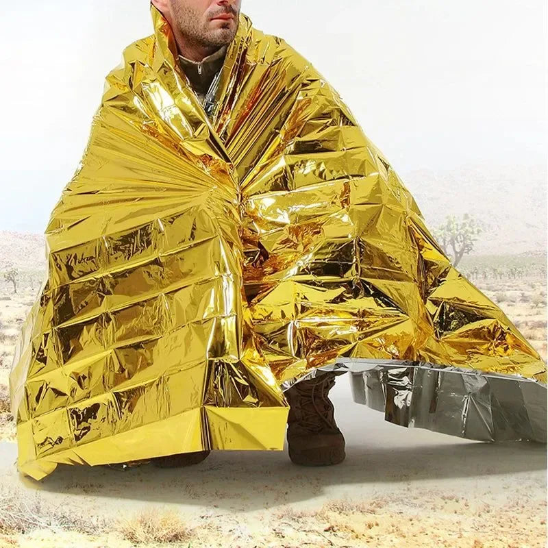 Emergency Foil Thermal Blanket - Essential Outdoor Survival and First Aid Kit - Trekker Essentials