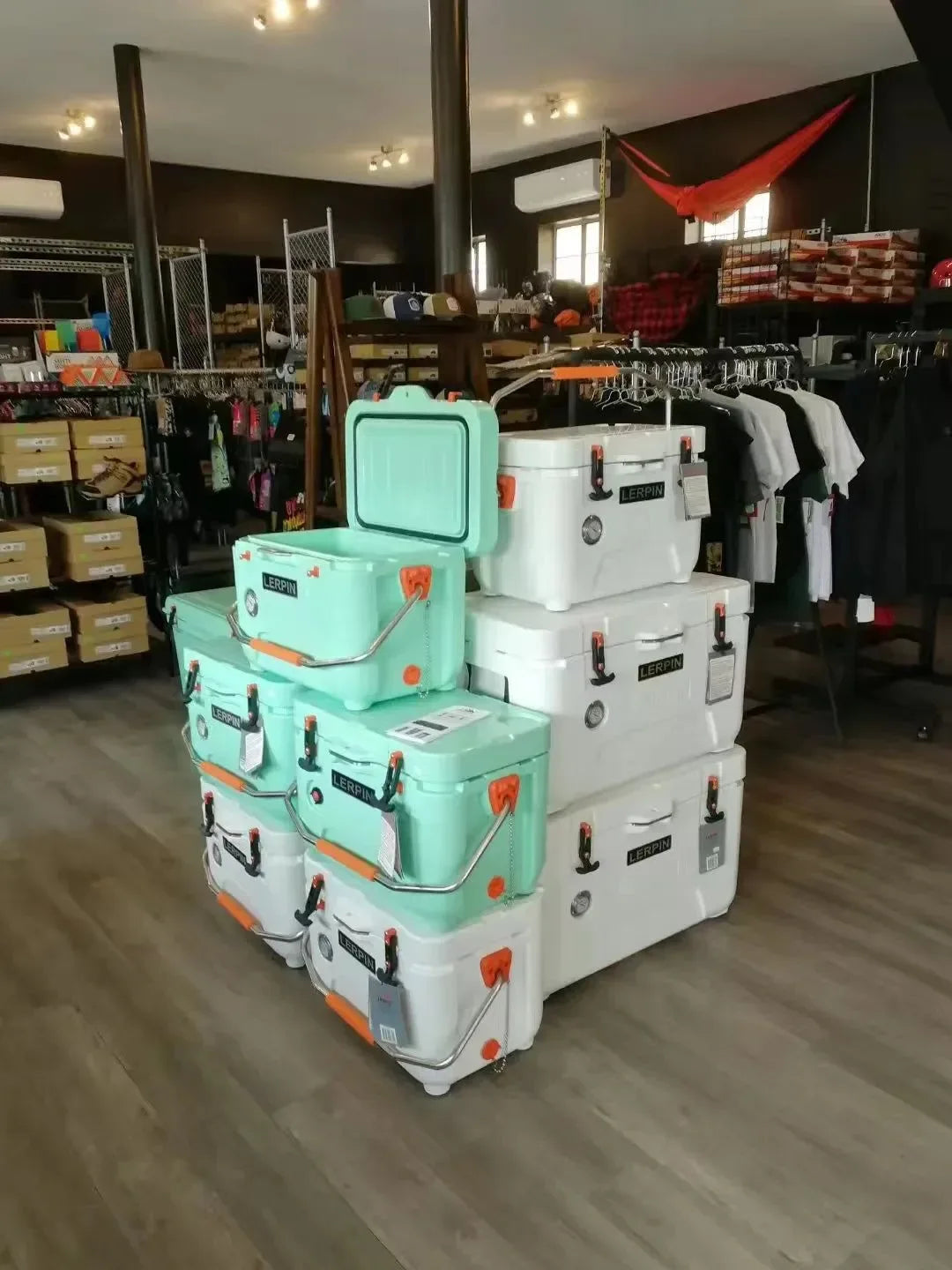 High-Performance 50QT Rotomolded Cooler Box - Waterproof, Insulated, and Durable - Trekker Essentials