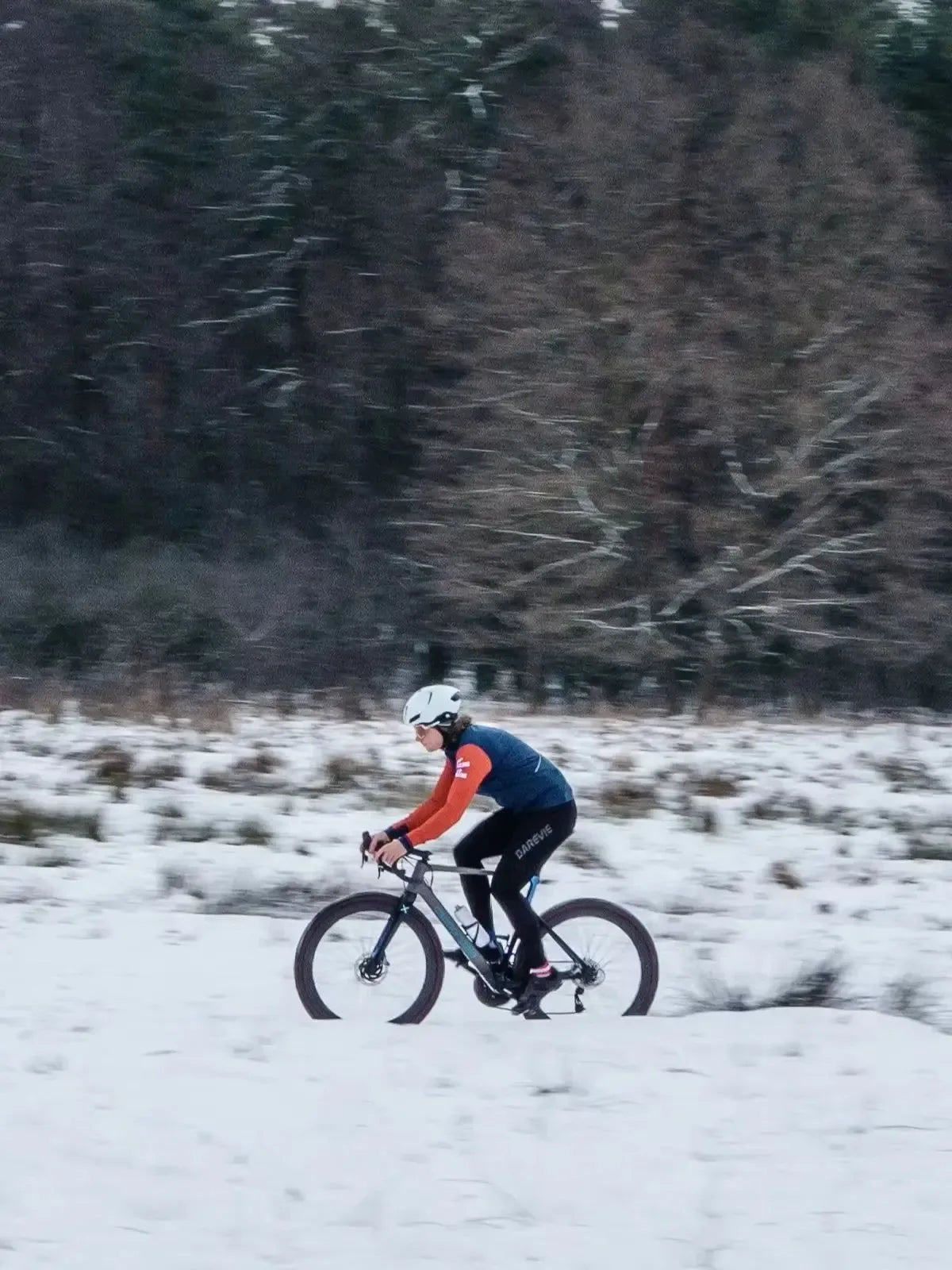 Men's Pro Cycling Jacket: Windproof Fleece Thermal Jacket with Breathable & Reflective Design - Trekker Essentials