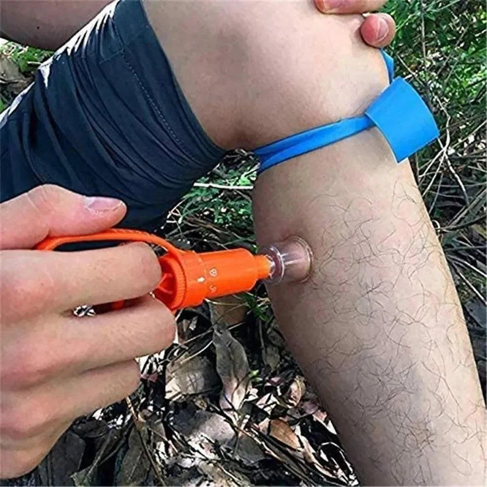 Outdoor Venom Extractor Pump - First Aid Kit for Snake, Mosquito, Bee Bites - Survival Vacuum Suction Pump for Camping and Hiking - Trekker Essentials