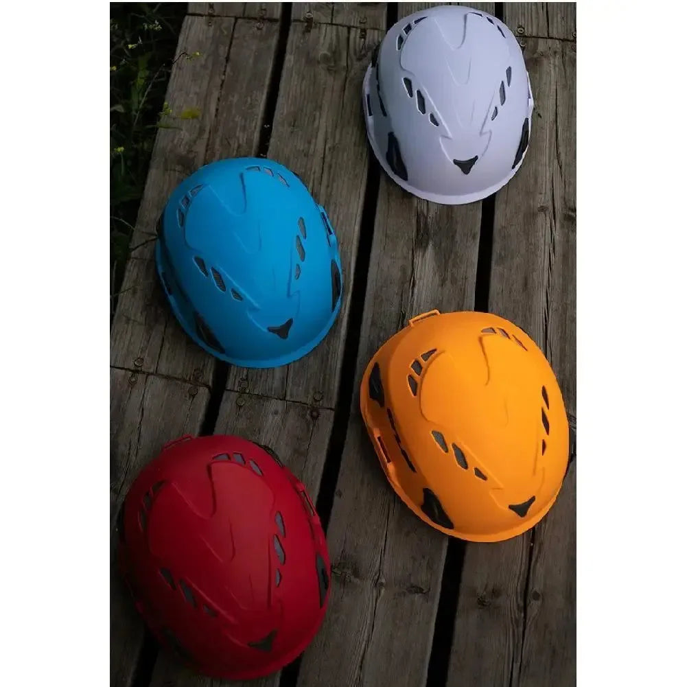 Professional Climbing and Mountain Biking Helmet - Safety and Protection for Outdoor Adventures - Trekker Essentials