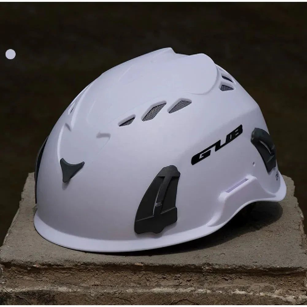 Professional Climbing Helmet for Mountaineering, Rock Climbing, MTB, and Outdoor Sports - Lightweight and Safe - Trekker Essentials