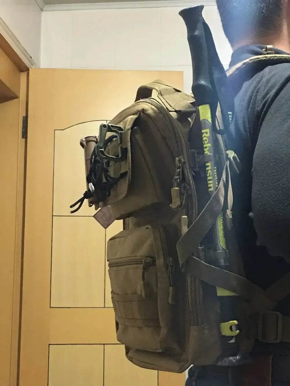 Swivel U Ring Flashlight Holder: Versatile Work Backpack Lamp Clip for Hiking and Climbing - Trekker Essentials