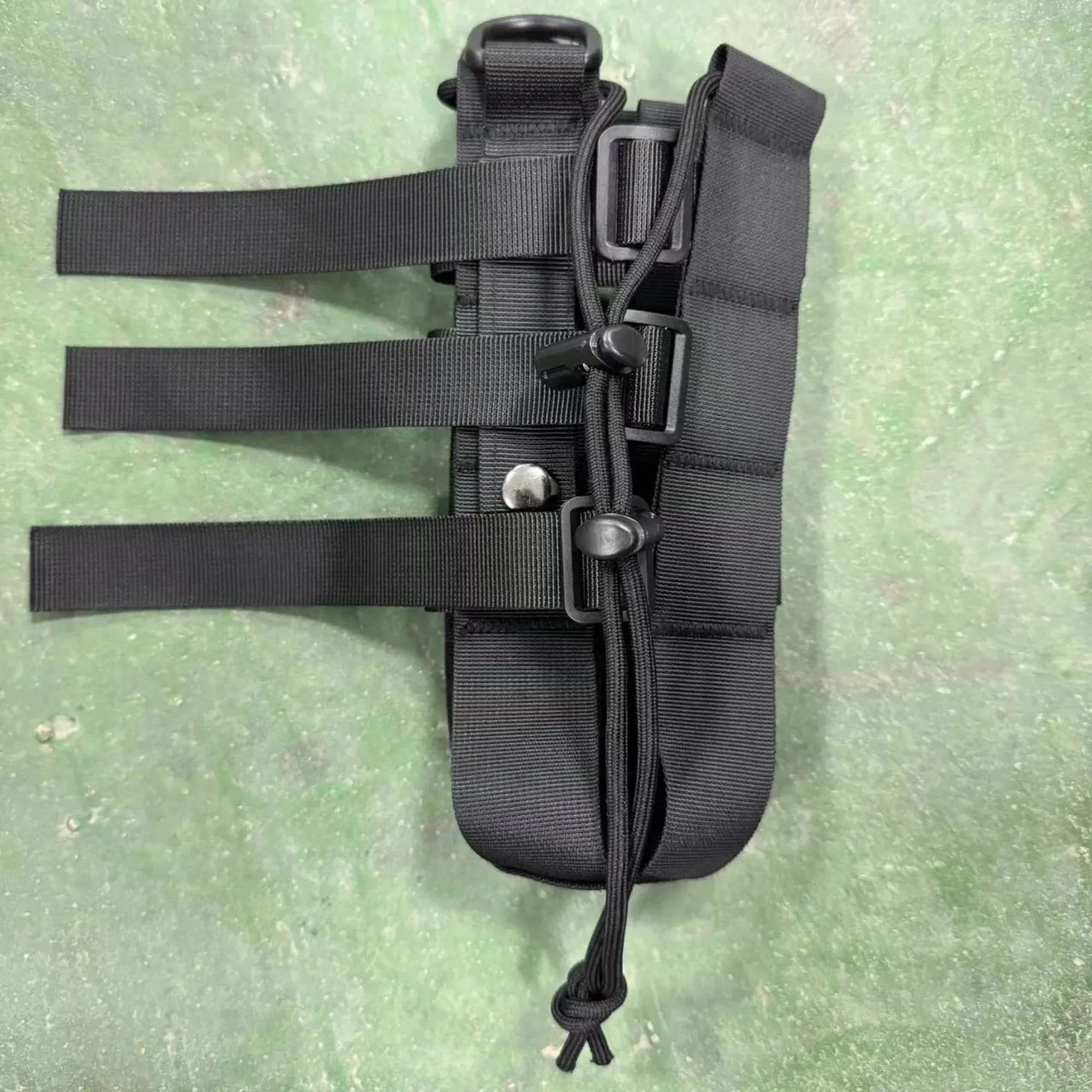 Tactical MOLLE Water Bottle Pouch – Outdoor Camping Hiking Hydration Bag with Carabiner Clip, Multi-Function Storage Holder for 500-800ml Bottles - Trekker Essentials